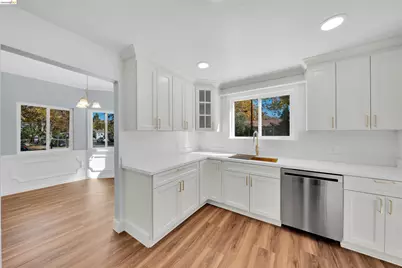 696 Central Ave, Pittsburg, CA 94565 - Photo 16