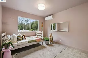 6661 Banning Dr, Oakland, CA 94611 - Photo 20