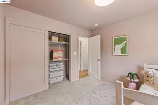 6661 Banning Dr, Oakland, CA 94611 - Photo 22