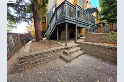 19 Edgewood Pl, Belmont, CA 94002 - Photo 26
