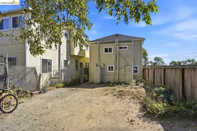 537 Chester, Oakland, CA 94607 - Photo 78