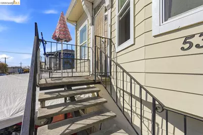 537 Chester, Oakland, CA 94607 - Photo 12