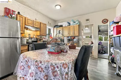 537 Chester, Oakland, CA 94607 - Photo 26
