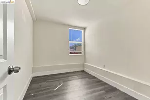 537 Chester, Oakland, CA 94607 - Photo 56