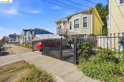 537 Chester, Oakland, CA 94607 - Photo 4