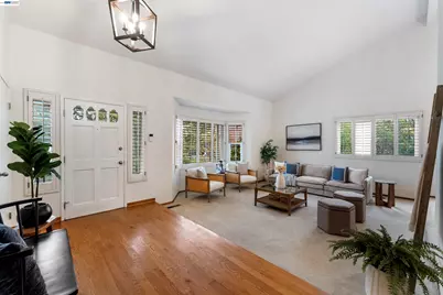 214 Mt Wilson Pl, Clayton, CA 94517 - Photo 4