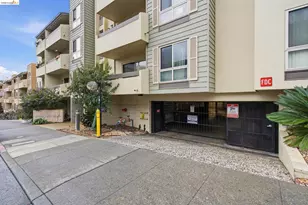 77 Fairmount Ave, Oakland, CA 94611 - Photo 32