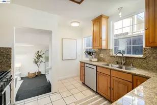 3007 Kingsland Ave, Oakland, CA 94619 - Photo 14