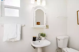 3007 Kingsland Ave, Oakland, CA 94619 - Photo 36