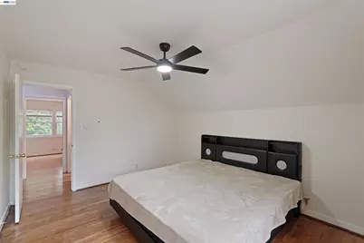 3055 Country Club Blvd, Stockton, CA 95204 - Photo 18