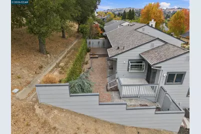 26 Broadmoor Street, Moraga, CA 94556 - Photo 14