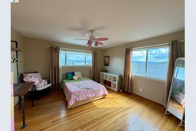 19041 Carlton Ave, Castro Valley, CA 94546 - Photo 20