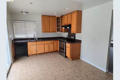 1020 Sandpoint Dr, Rodeo, CA 94572 - Photo 4