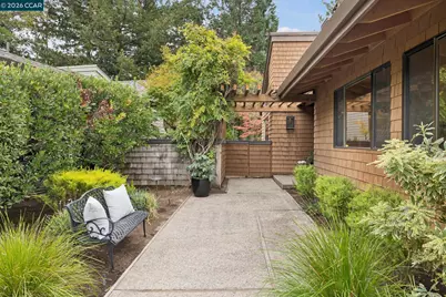 407 Ridge Gate Rd, Orinda, CA 94563 - Photo 2