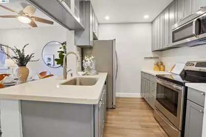 29300 Dixon St #106, Hayward, CA 94544 - Photo 8