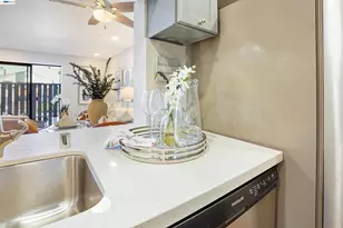29300 Dixon St, Hayward, CA 94544 - Photo 18