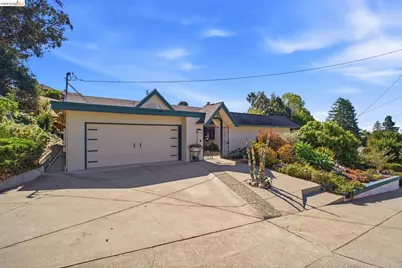 3421 Hackamore Dr, Hayward, CA 94541 - Photo 2