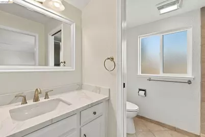 122 Stratford St, Vallejo, CA 94591 - Photo 24