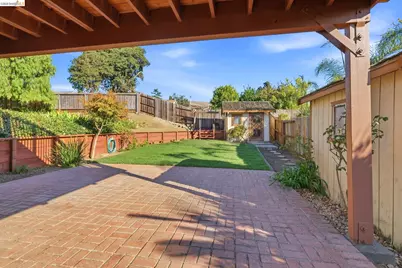 122 Stratford St, Vallejo, CA 94591 - Photo 36