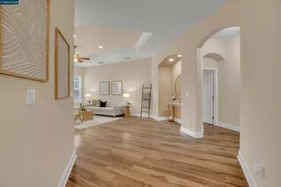 93 Pebble Ct, Brentwood, CA 94513 - Photo 8