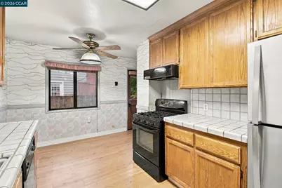 4944 Vannoy Ave, Castro Valley, CA 94546 - Photo 12