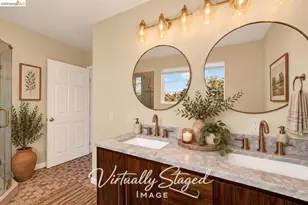 2080 Harrington Ave, Oakland, CA 94601 - Photo 40