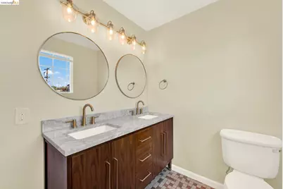 2080 Harrington Ave, Oakland, CA 94601 - Photo 38