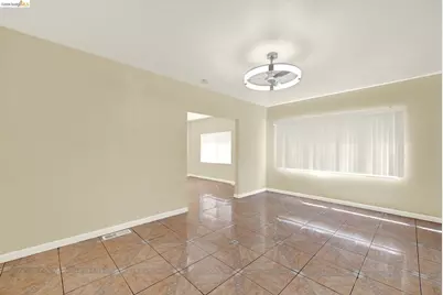 2080 Harrington Ave, Oakland, CA 94601 - Photo 10