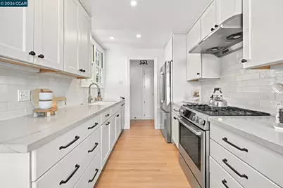 3111 Baker Dr, Concord, CA 94519 - Photo 18