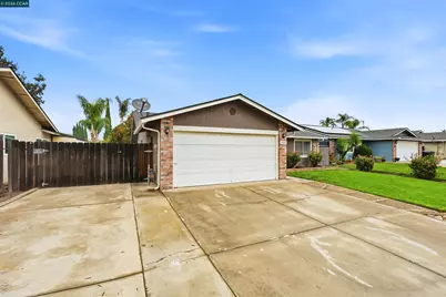 1489 De Boer Dr, Ripon, CA 95366 - Photo 4