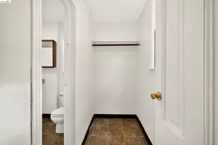 2440 12th Ave, Oakland, CA 94606 - Photo 14