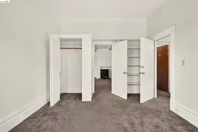 2440 12th Ave, Oakland, CA 94606 - Photo 22