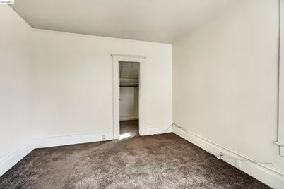 2440 12th Ave, Oakland, CA 94606 - Photo 28