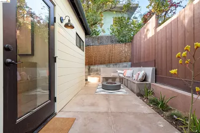 594 Kenmore Ave, Oakland, CA 94610 - Photo 42