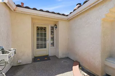 1520 Deer Run Ln, Tracy, CA 95376 - Photo 4