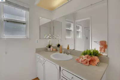 5012 Reid Ct, Richmond, CA 94804 - Photo 42