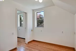 130 Samaria Ln, Oakland, CA 94619 - Photo 36