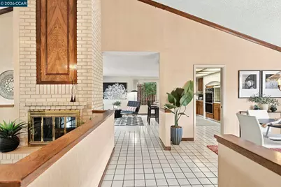 1416 Garaventa Ct, Concord, CA 94521 - Photo 6