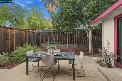 1416 Garaventa Ct, Concord, CA 94521 - Photo 28
