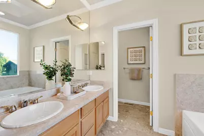 35 Amherst Ct, Menlo Park, CA 94025 - Photo 26