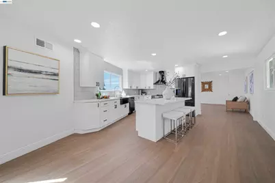 1069 Central Blvd, Hayward, CA 94542 - Photo 16