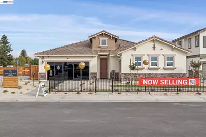349 Maverick Drive, Vacaville, CA 95687 - Photo 1