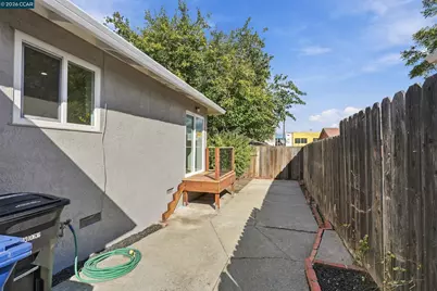 299 El Dorado Dr, Pittsburg, CA 94565 - Photo 48