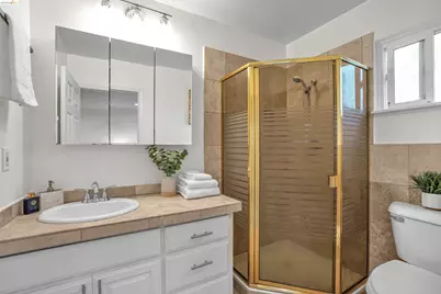 1836 East Ave, Hayward, CA 94541 - Photo 18