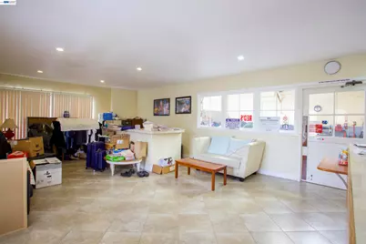 707 Florida St, Vallejo, CA 94590 - Photo 12