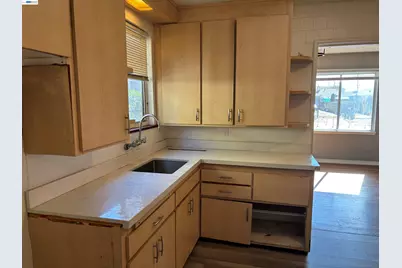 1701 90th, Oakland, CA 94603 - Photo 10