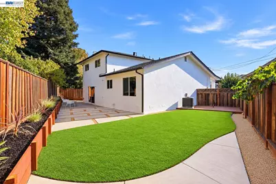 7065 Lancaster Ct, Dublin, CA 94568 - Photo 26