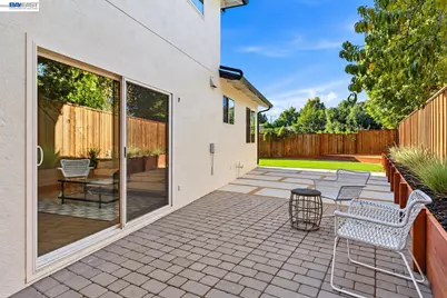 7065 Lancaster Ct, Dublin, CA 94568 - Photo 28