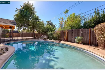 4813 Concho Ct, Carmichael, CA 95608 - Photo 32
