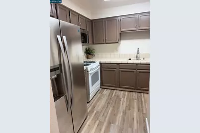 508 Athena #7, Hercules, CA 94547 - Photo 12